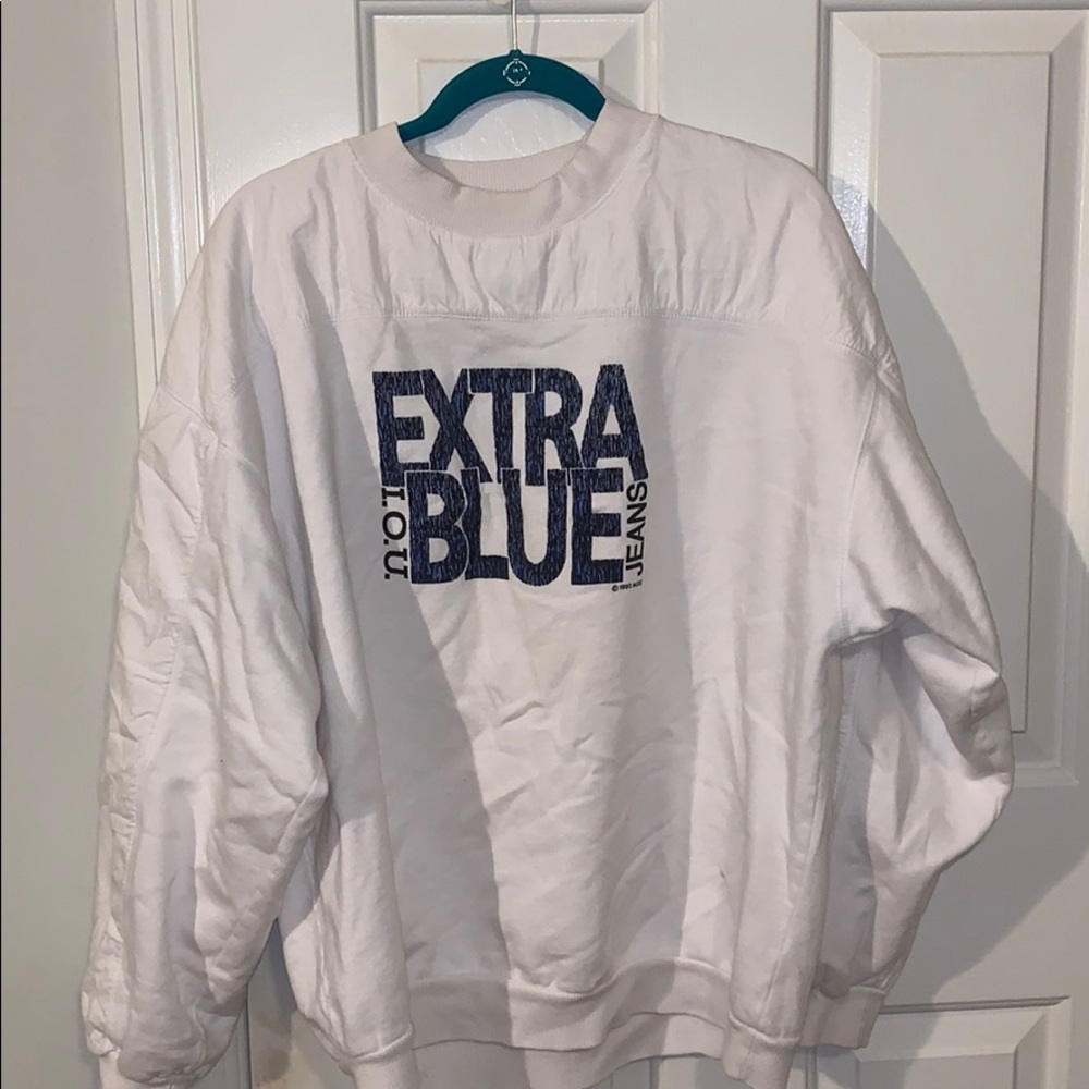 white sweatshirt